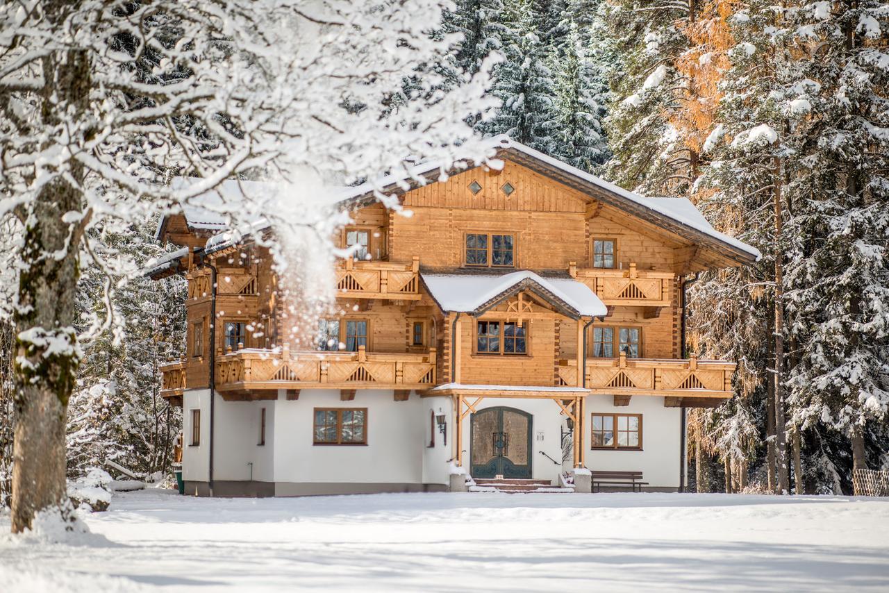 Bio-Holzhaus Und Landhaus Heimat Ramsau am Dachstein Exterior photo